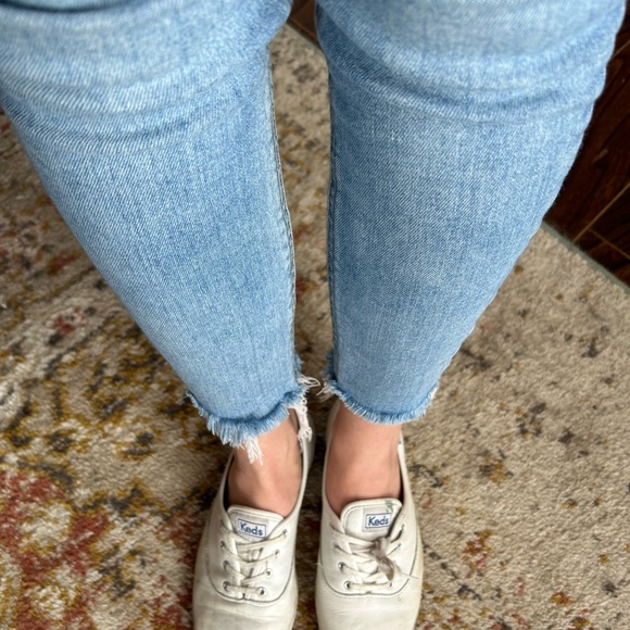 Meet your Posher, Myriam - Picture 3 of 5